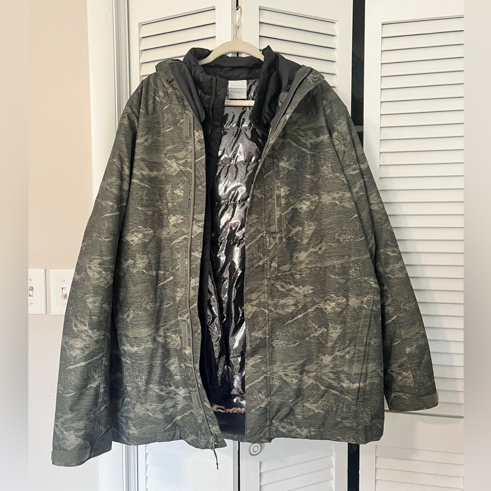 Columbia Ski/Snowboard Jacket